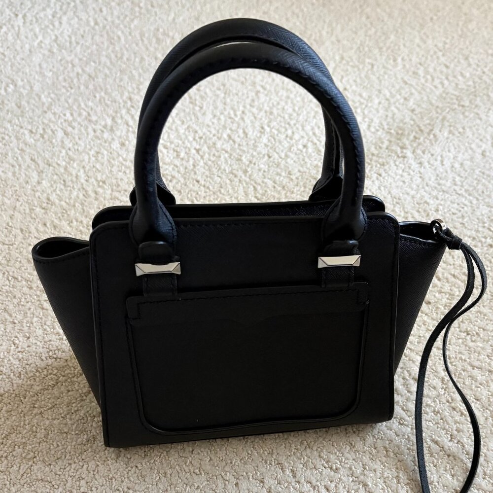 Micro avery tote